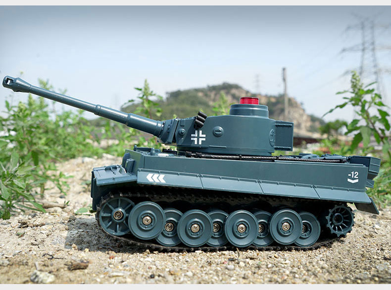 Fjernstyret JJRC Tank (JJQ85BL) 